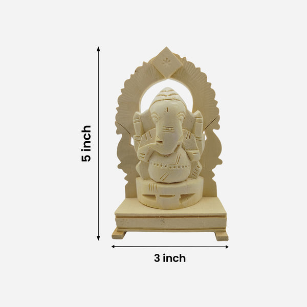Vellerukku Vinayagar with Arch