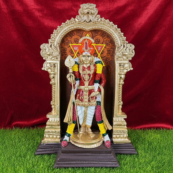 Palani Raja Alangara Murugar with Arch