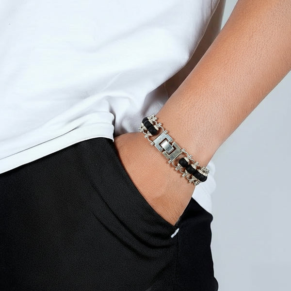 Man wearing premium 6mm Karungali metal bracelet
