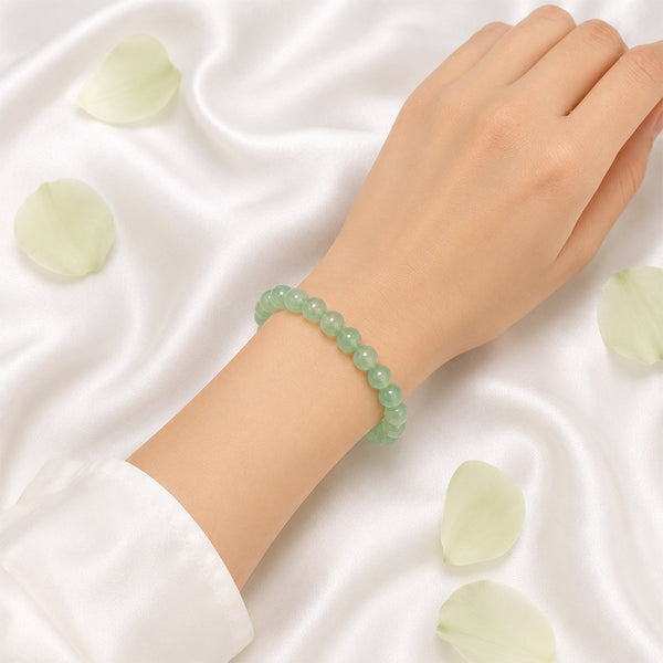 wearing-green-aventurine-prosperity-bracelet-lifestyle